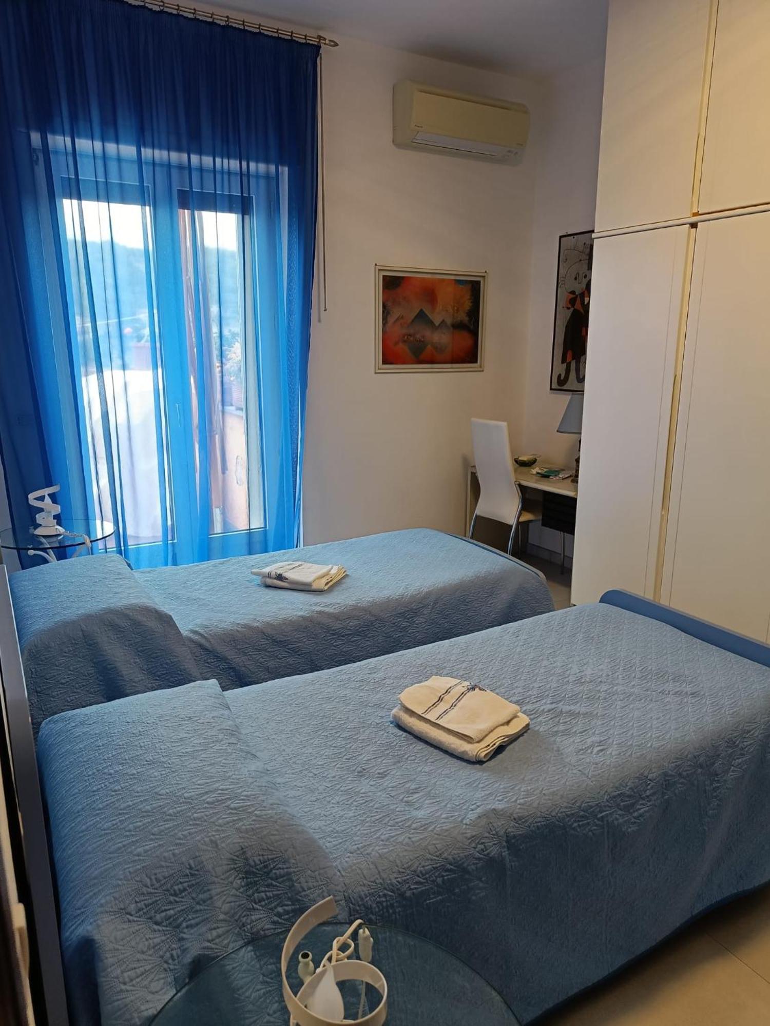 La Casa Di Elba E Mario Appartement Porto Santo Stefano  Buitenkant foto